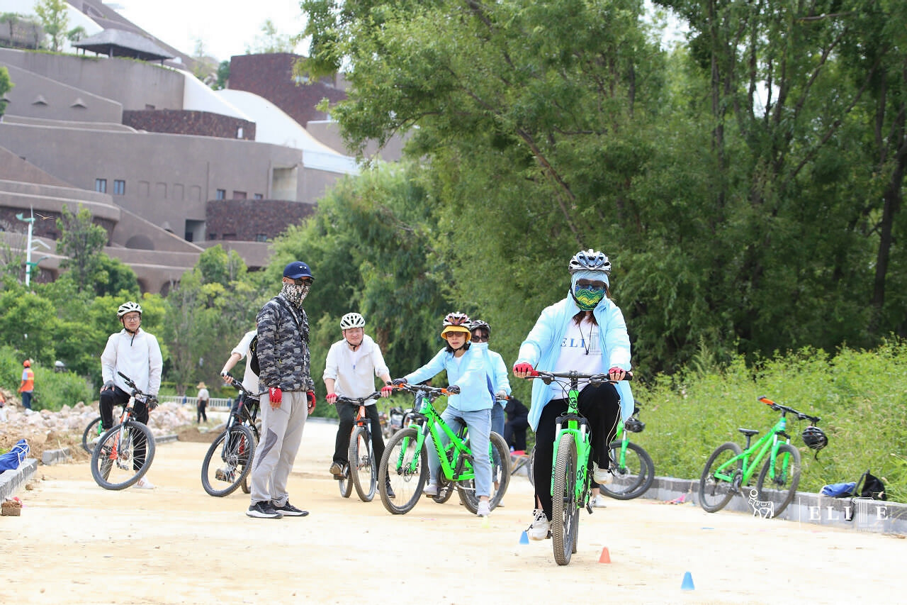 大理拓展基地之洱海騎行拓展項(xiàng)目 大理拓展基地之洱海騎行拓展項(xiàng)目
