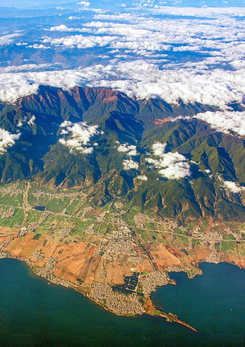 點(diǎn)蒼山西側(cè) 點(diǎn)蒼山西側(cè)